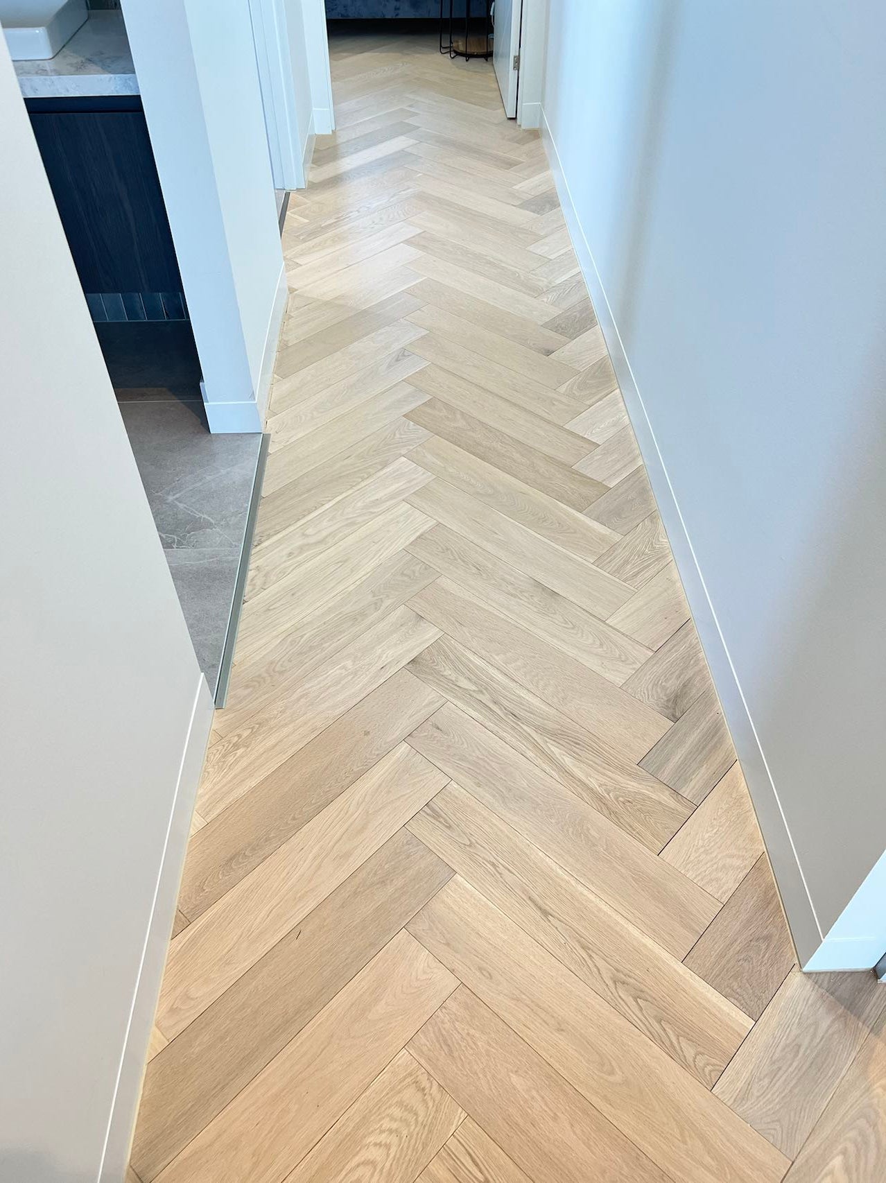 Tinge Clay Engineered Timber Herringbone 15mm