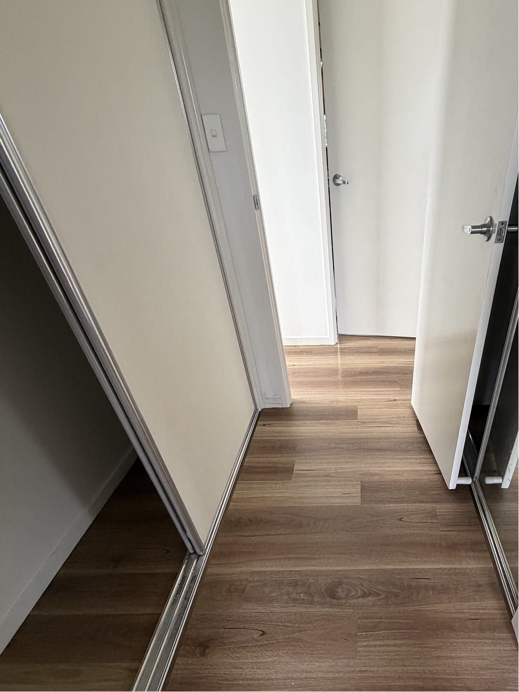 QLD Spotted Gum Hybrid Flooring 6.5mm SPC