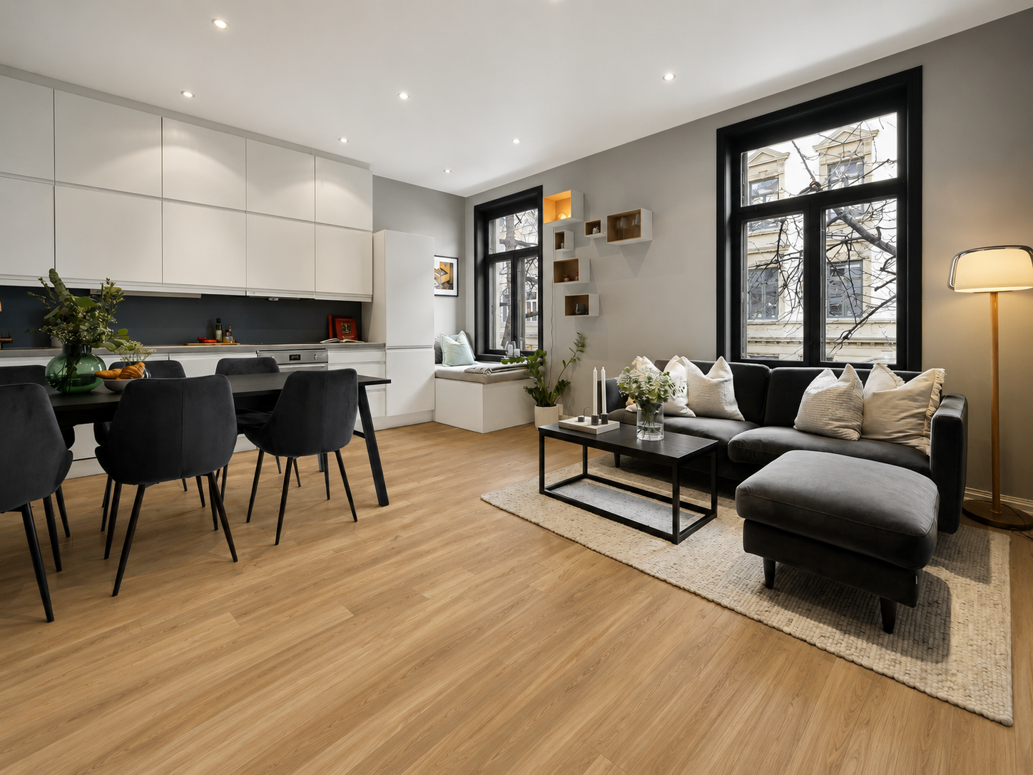 Pale Blackbutt Vinyl Plank Flooring 4.5mm
