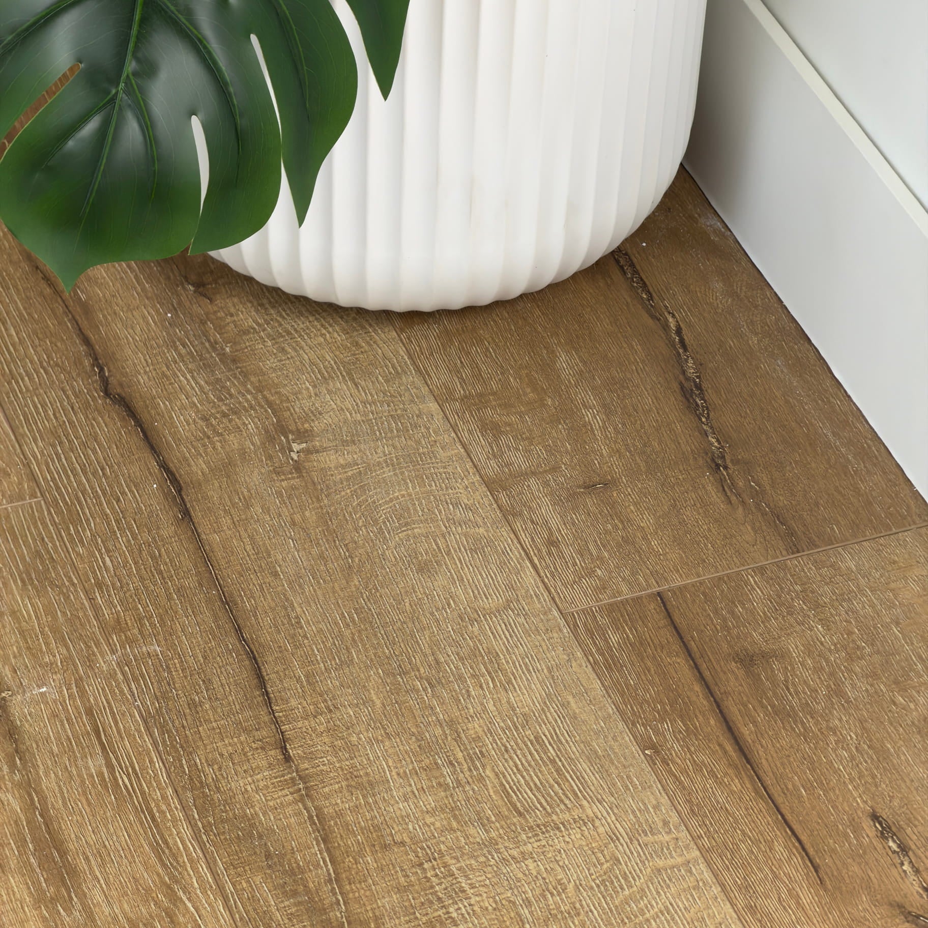 Country Oak Laminate 12mm flooring